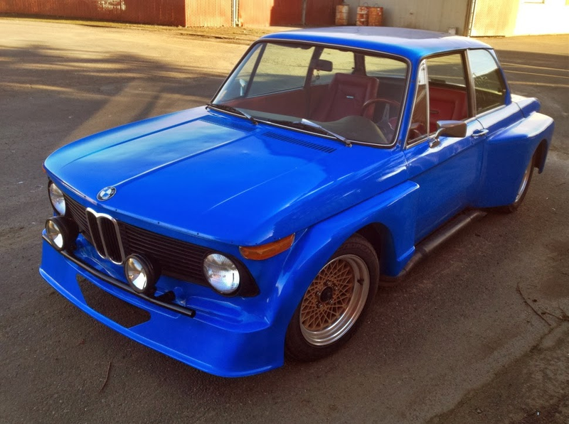 Illustration for article titled This BMW 2002 Widebody Gets Sold More Often Than A Roma Gypsy Kid